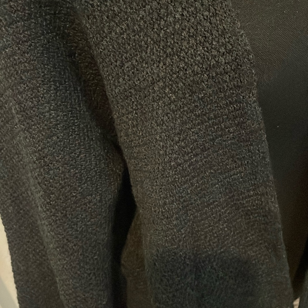 Cardigan - Picture 2 of 4